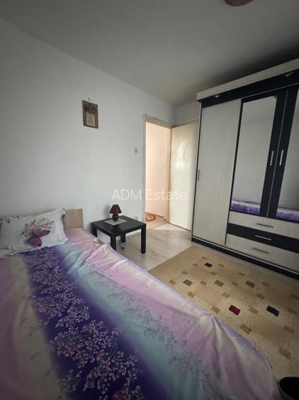 Apartament 2 cam - Bloc anvelopat - Necesita renovare - Decomandat - 2