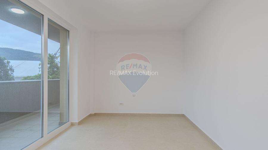 Clinica medicala-9 cabinete- URBAN PLAZA - bloc 15 parter! - 43