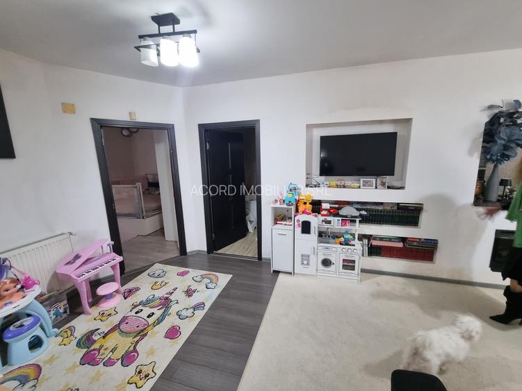 Bratianu  -casa cu deschidere pe colt - 11