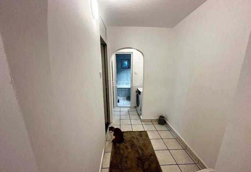 Apartament cu 3 camere, zona Alexandru cel Bun - 6