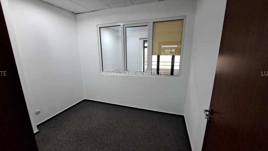 SPATIU BIROU- CLADIRE BIROURI PREMIUM- COSTURILE UTILITATILOR SUNT INCLUSE - 12