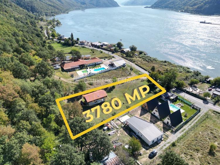 Casa de vacanta/pensiune cu teren de 3780mp | Clisura Dunarii - 2