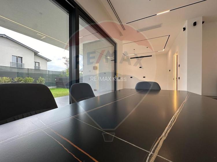 Vila moderna de inchiriat cu 5 camere, prima inchiriere - 6