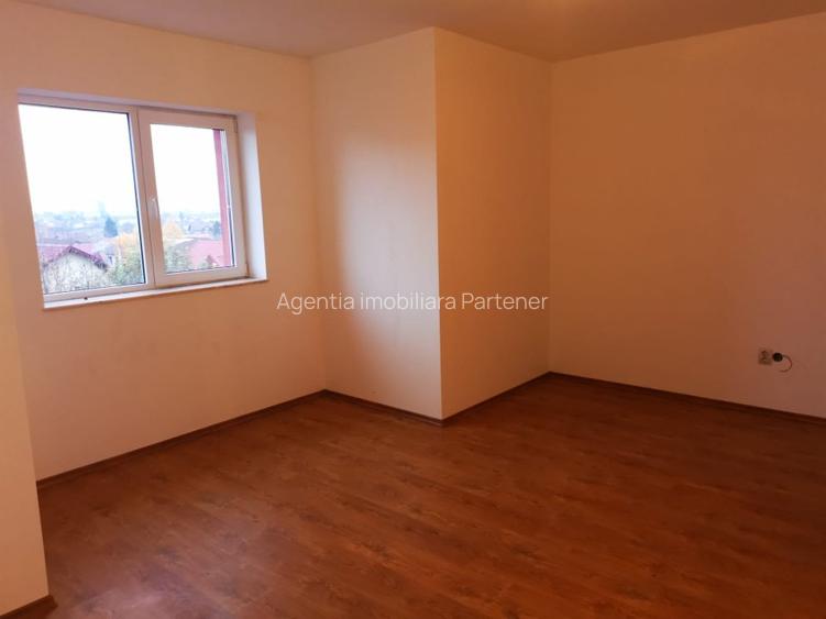 Vila P+E, Stefanesti - Cetate, teren 543 mp - 18