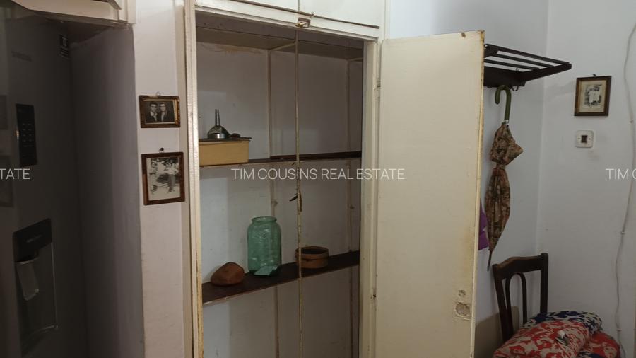 Vanzare garsoniera Anastasie Panu, libera, parter, blocul in planul 2 - 5