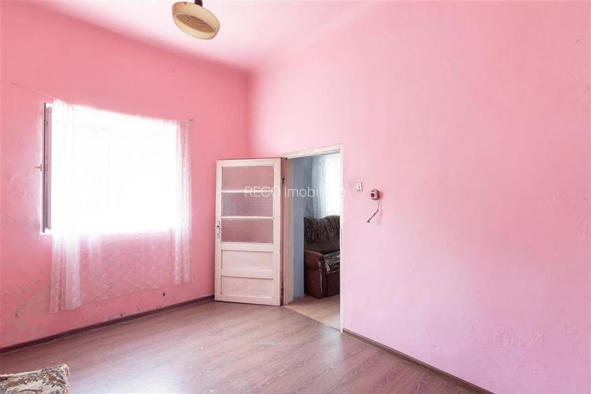 RECO, Casa din caramida, Zona Velenta, Oradea - 9