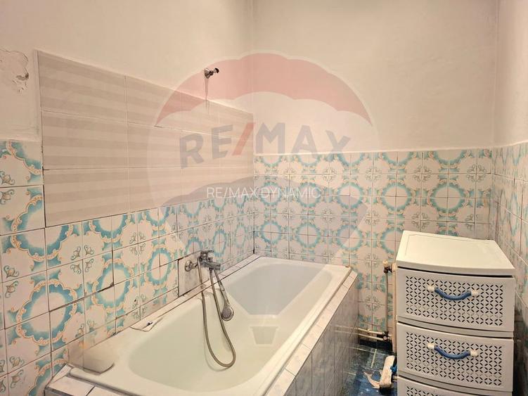 Proprietate centrală Arad,  cotă teren mare, acces auto - 17