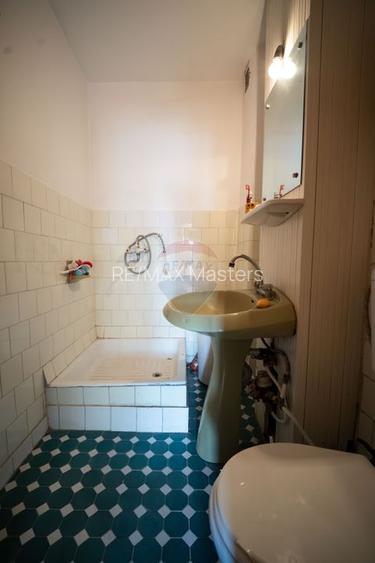 Apartament cu 4 camere de vânzare în zona Central - 25