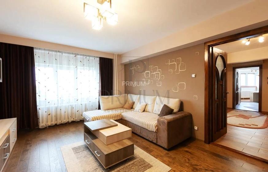 SIMION BARNUTIU - ETAJ 5 LIFT - 3 CAMERE - 2 BAI - 2 BALCOANE - DECOMANDAT - CLI - 8