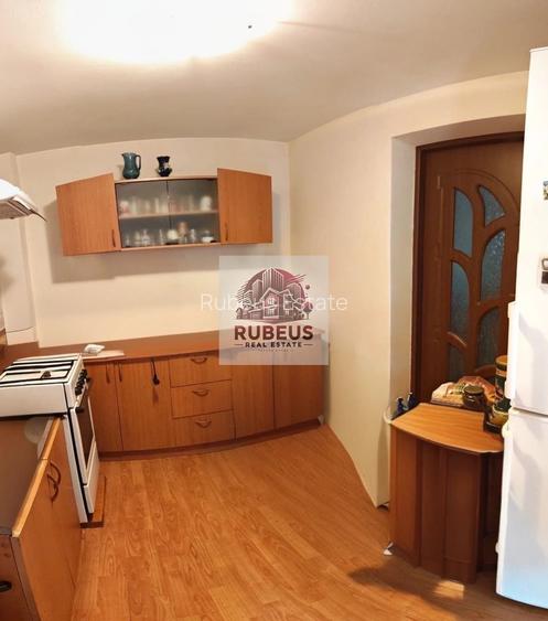 Casa cu personalitate in Calomfirescu – spatiu, liniste si teren gener - 53