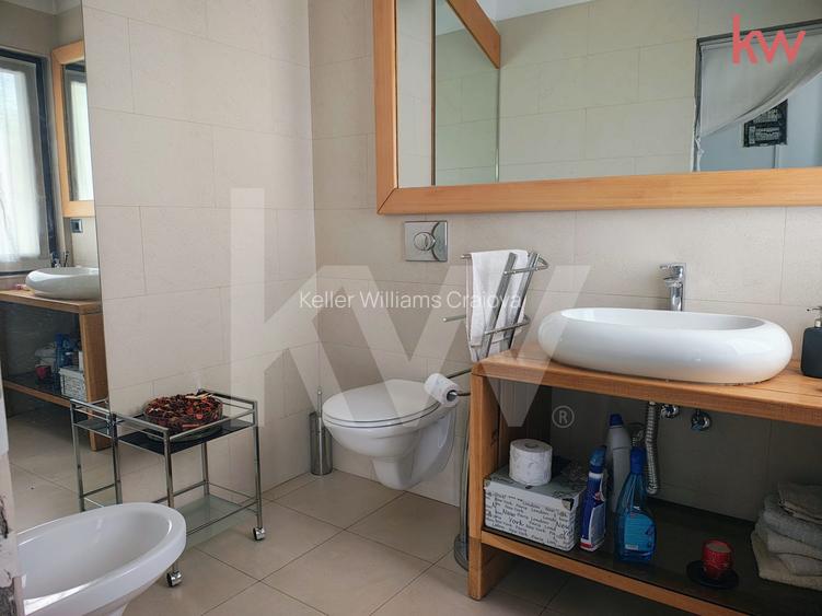 Casă spectaculoasă S+P+1 • piscină • zona impadurita - 8