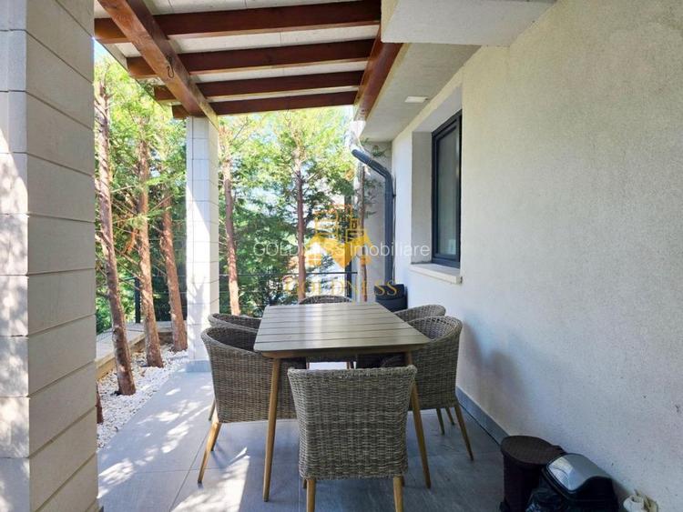 Casă modernă de vânzare, curte, 6 camere, parcare, Zona Vivo, Florești - 4