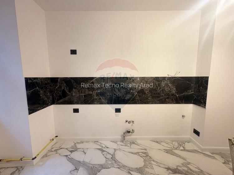 La inchiriere sp Birouri Premium 123mp Bulevardul Revolutiei etajul 1 - 13