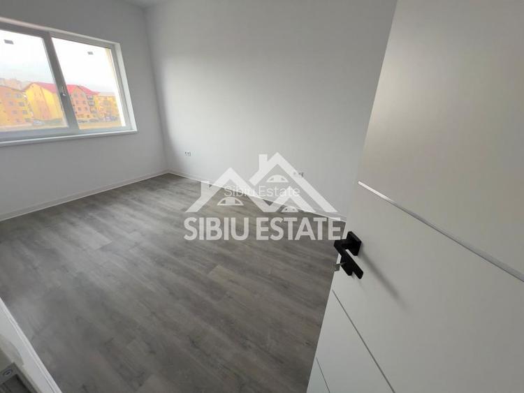 Locuinta moderna 3 camere cu gradina si terasa in Selimbar - 4