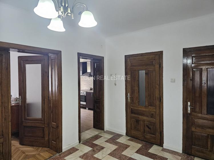 Casa vila cu 10 camere, loc Izbuc, Bihor - 7