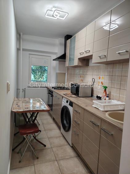 STUDIO la 3 minute de Metrou Mihai Bravu, etaj 1, mobilata.350 eur - 10