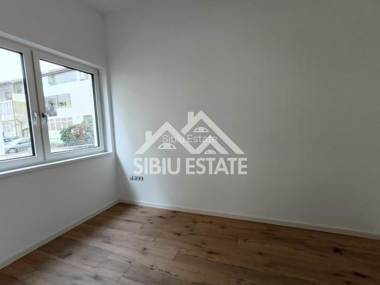 Apartament luminos, ideal locuință sau birou ,parter, 2 locuri parcare - 12