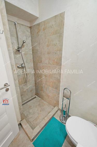Trei camere de inchiriat Riviera by Viva - 4