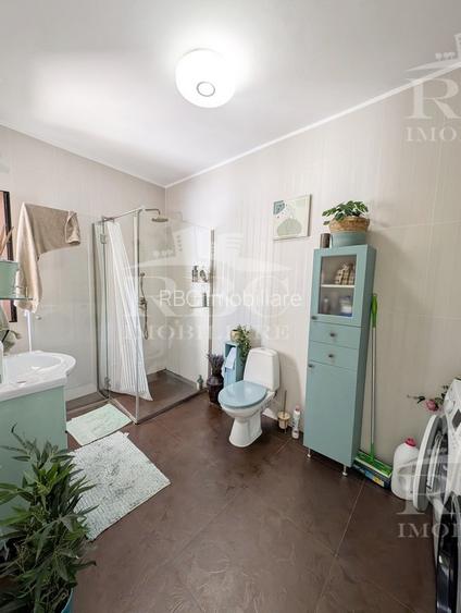 Casa cuplata finisata cu teren 300 mp Floresti str. Narciselor - 25