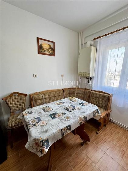 Ap. 3 camere CD- 71mp - Mircea cel Batran - et. intermediar - 7