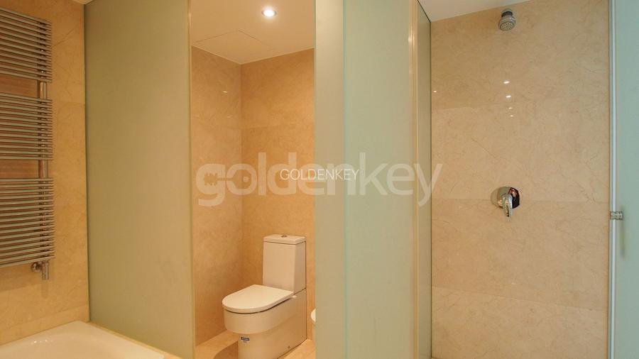 Apartament spatios cu 4 camere, terase generoase - 10