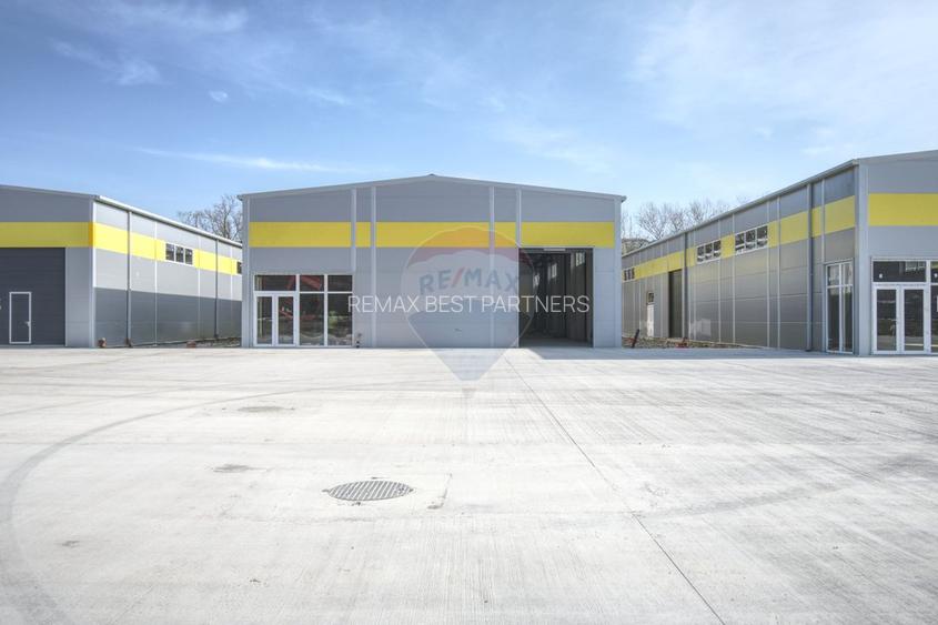 Hala industriala, de vanzare – 600 mp utili, 1400 mp teren Baciu - 2