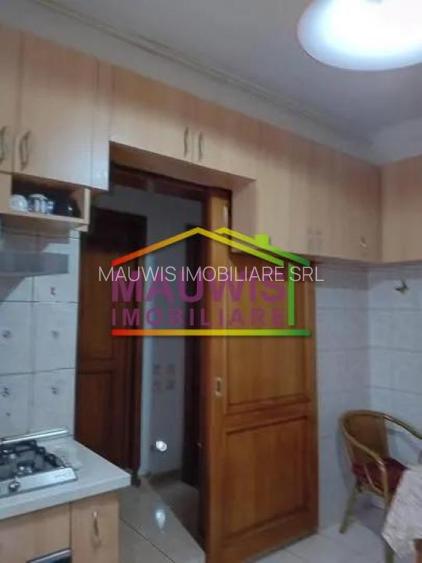 Vanzari Apartamente 3 camere SEMICENTRAL SEBASTIAN - 9