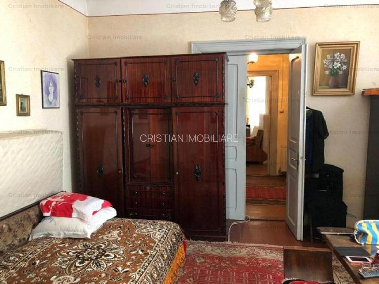 Teren 500 mp + Casa 4 camere zona Centru, - 6