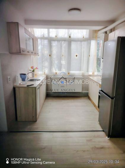 Apartament 3 camere de închiriat-loc de parcare - 4