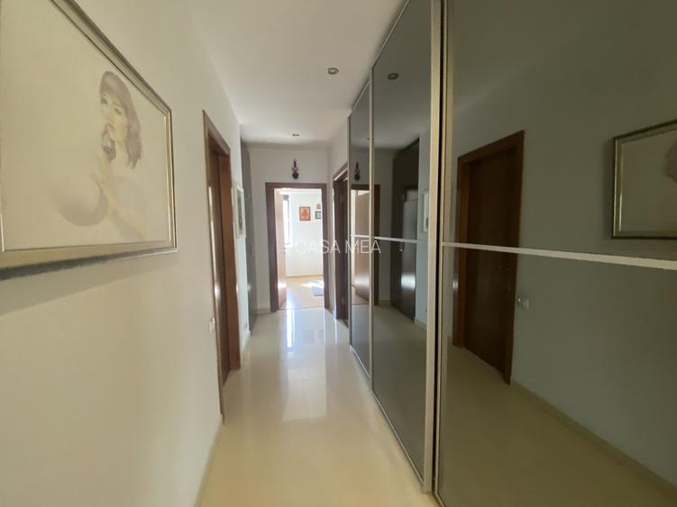 Apartament 4 camere bloc boutique si terasa de 25m - 27