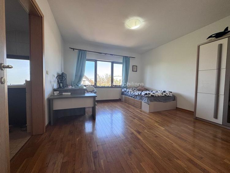 Duplex P+1 Toate utilitatile / Asfalt / 165.000 E - Comision 0 - 12