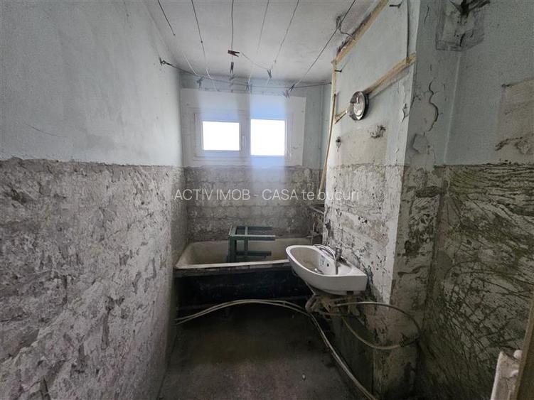 Resita, 2 Cam. Cf. 1, Parter, Micro 1 - 8