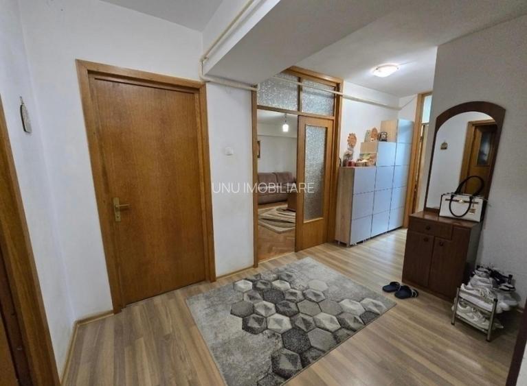 Etaj 2 Ap 2 Camere Decomandat 65mp zona Bulevard Poitiers - 7