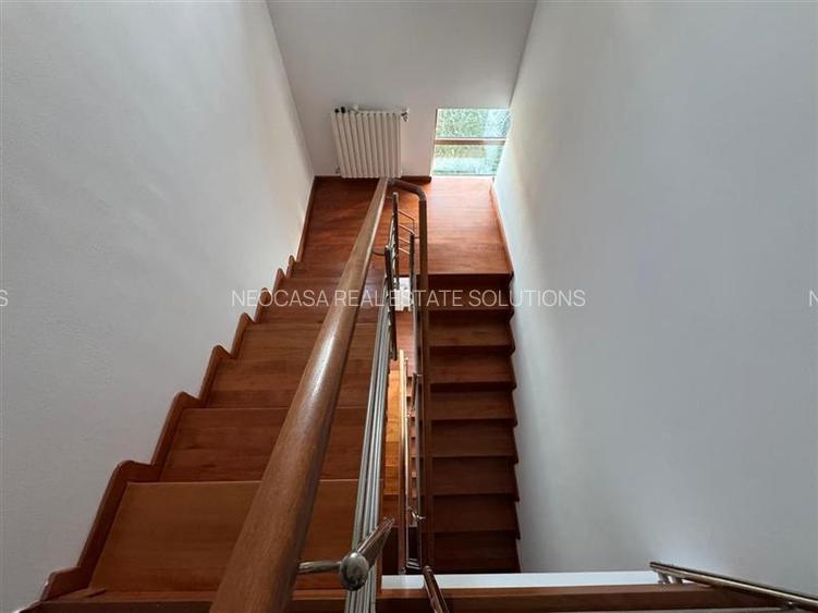 VILA IMPRESIONANTA LANGA PADURE // PISICINA INTERIOARA // TEREN 1700 MP - 32