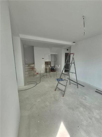 Duplex 3 dormitoare - 3 bai - bucatarie inchisa - Urseni - 18