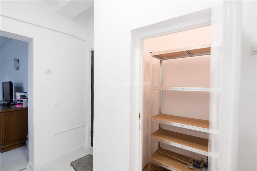 RECO Apartament cu 4 camere Central - 11