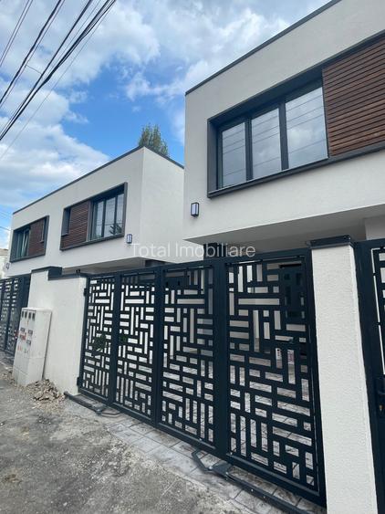 case individuale cuplate de vânzare în zona centrala str. Paltinis - 29