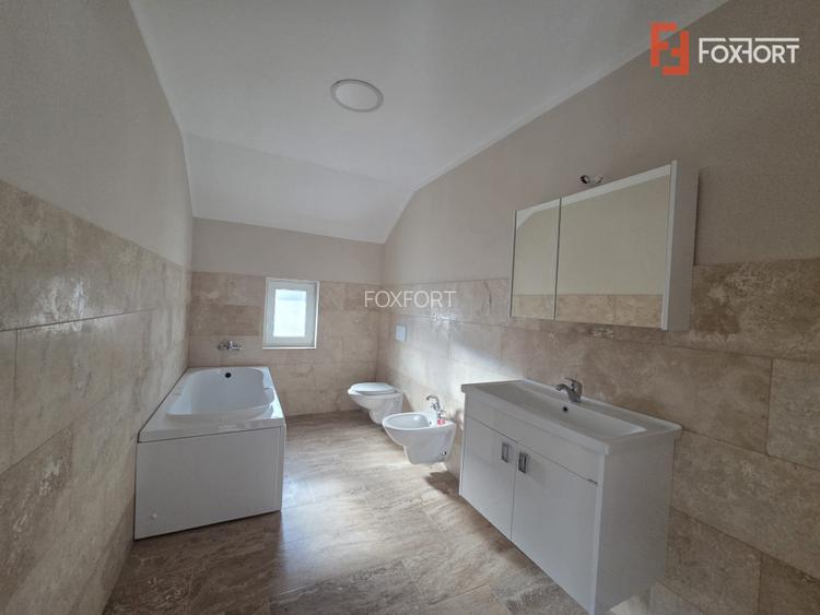 Casa cu 5 camere de 160 mp utili de vanzare in Sagu - 6