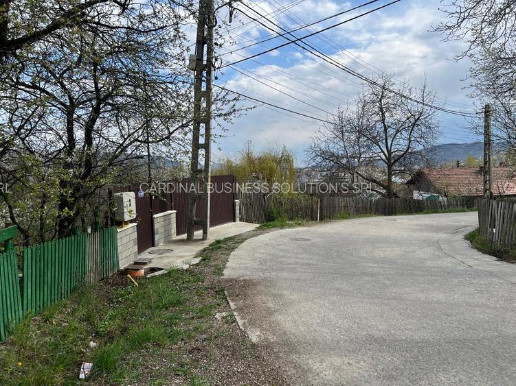 Breaza - str.Plaiului, Coasta Berzei nr.54, teren 1400 mp - 2
