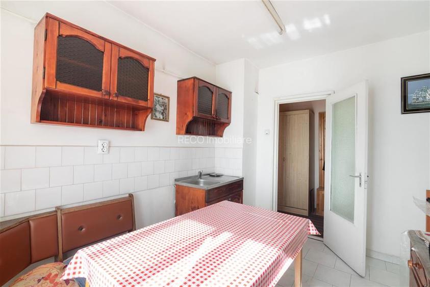 RECO Apartament 3 camere Bulevardul  Stefan Cel Mare - 13