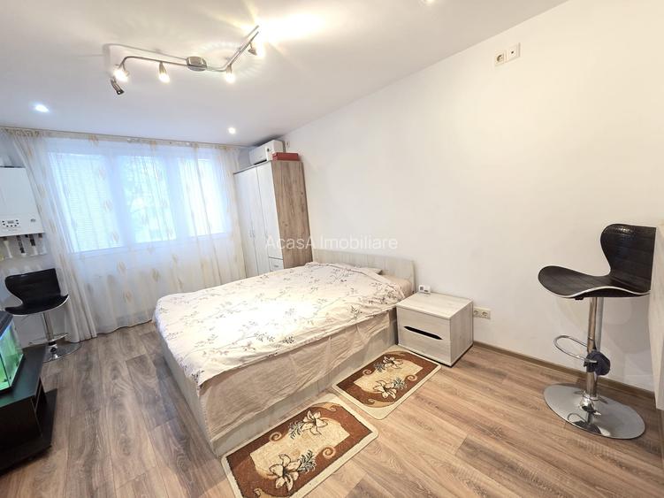 Garsoniera Tiglina 1 etaj 1 mobilata modern - 3