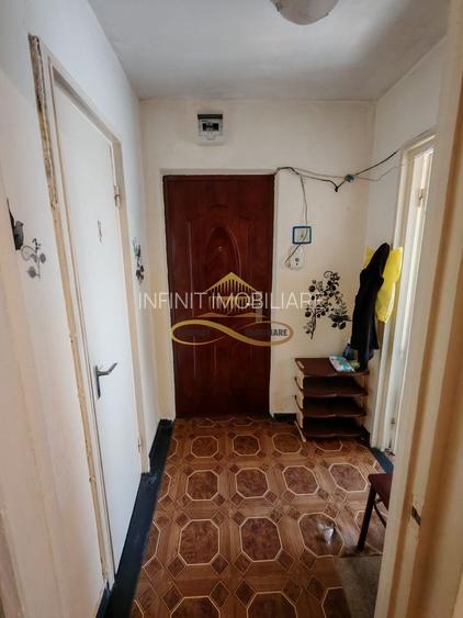 Vand apartament, 2 camere, Narcisa, etaj intermediar - 10