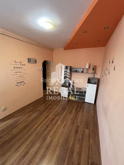 Apartament cu 2 camere de închiriat – Zonă centrală - 28 mp - 4