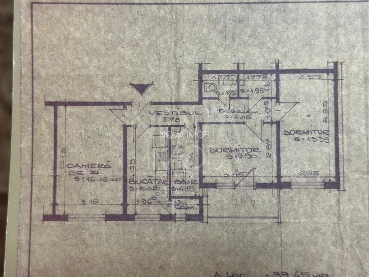 Apartament 3 camere, decomandat - Str. Semaforului - 13