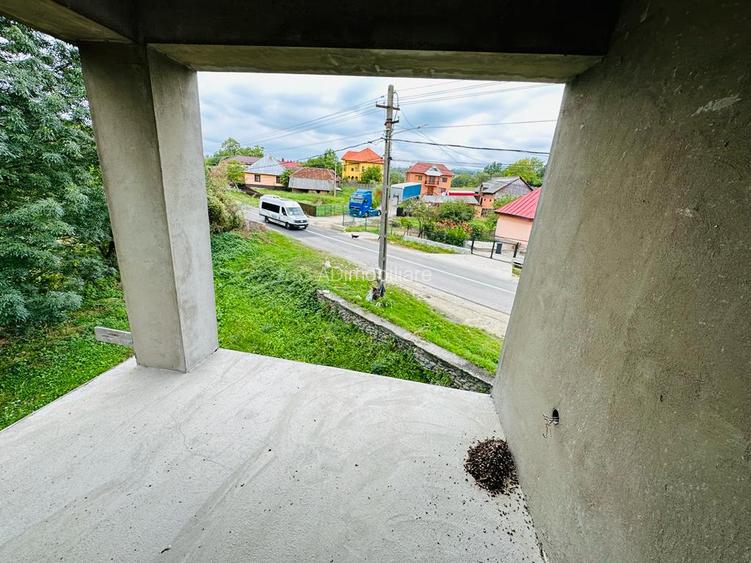 Vânzare vilă / pensiune situată în Comuna Baia de Fier - 11