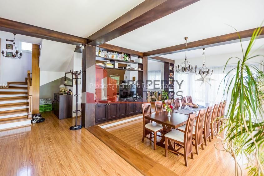 Proprietate premium în Bran – Predeluț - 7 camere - 7