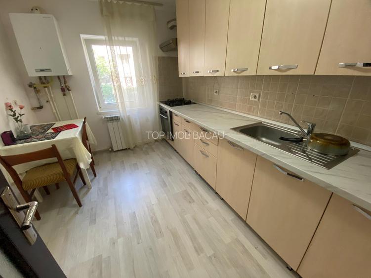Apartament cu centrala, mobilat si utilat, curat, Piata Sud - 2