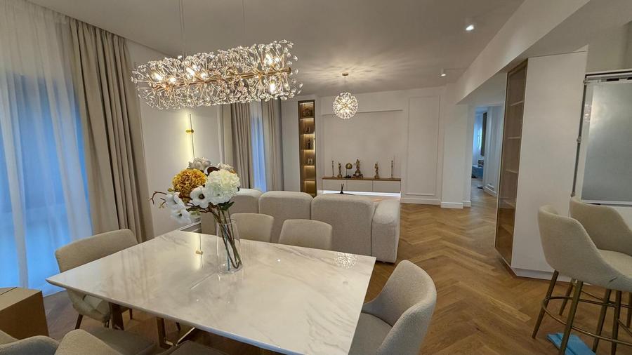 4 camere de inchiriat,rond Omv