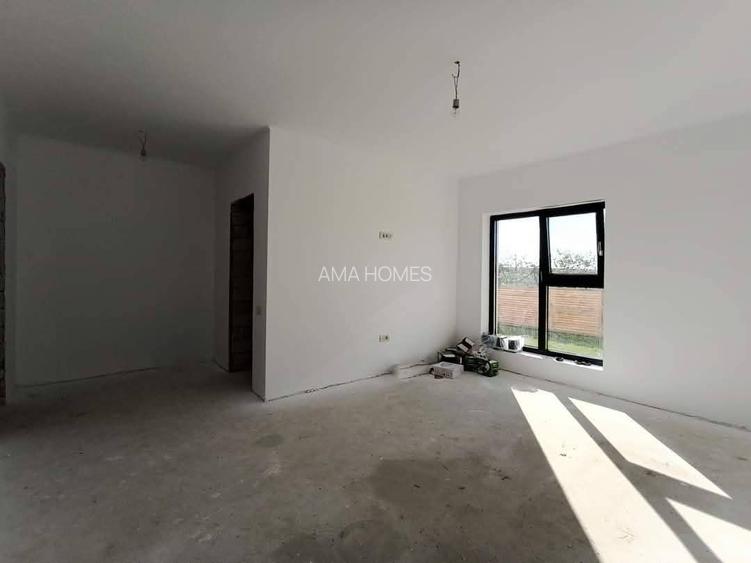 CASĂ DE VÂNZARE – VALU LUI TRAIAN - 3