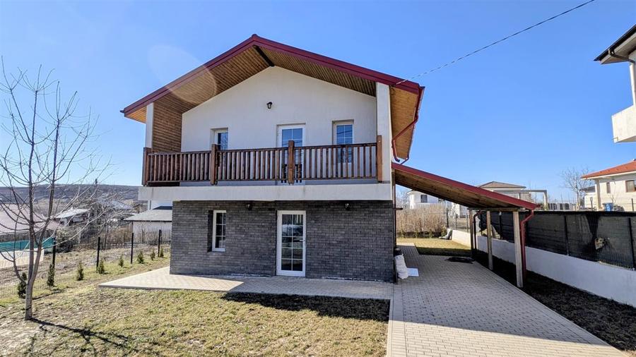 Casa noua de vanzare in Breazu 2,5 km de Rond La Castel